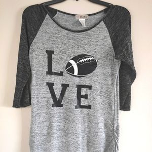 5/$25 Maternity shirt Size S